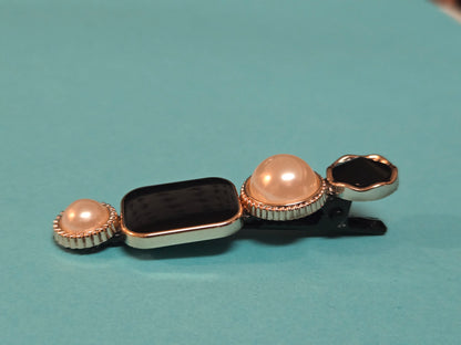 Hairclips with decoration