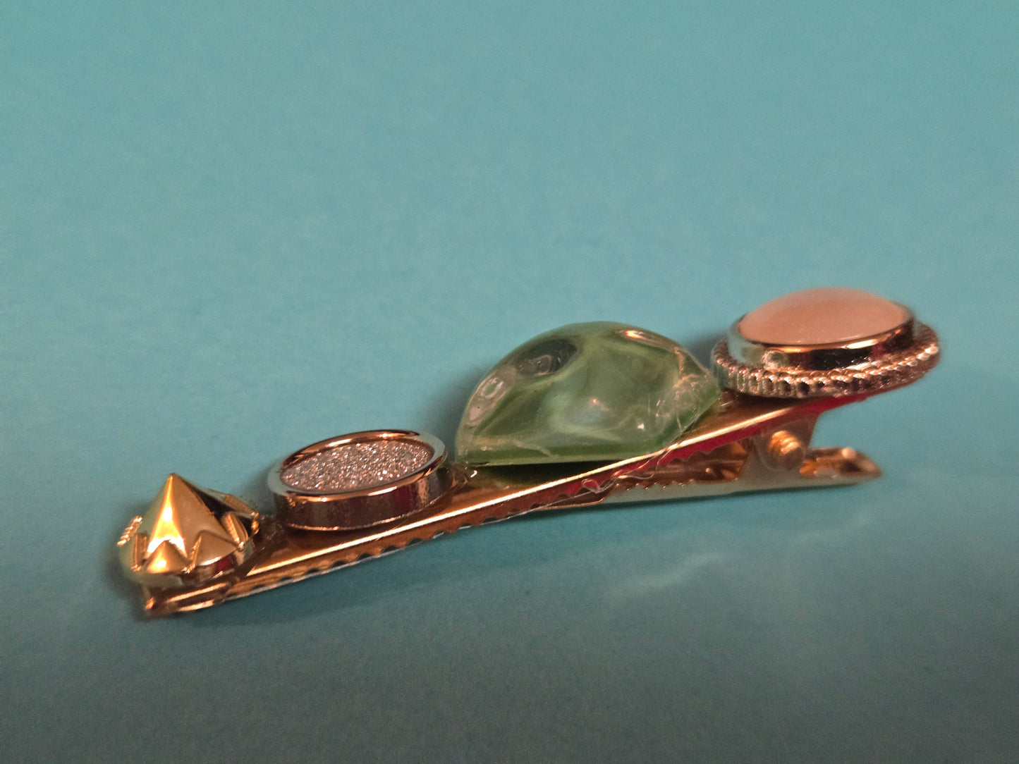 Hairclips with decoration